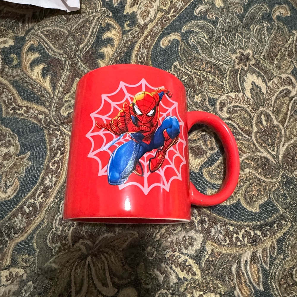 New Amazing Spider-Man Mug - Picture 3 of 3